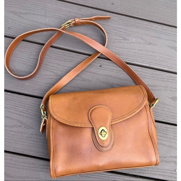 Vintage Coach Devon British Tan Crossbody Leather Bag 9908 - Picture 1 of 13